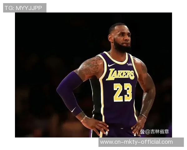 湖人队出售不影响詹姆斯选择球员选项的决策分析